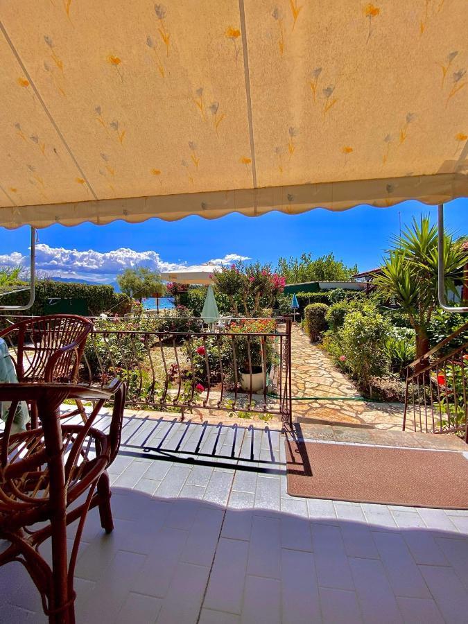 Katia Apartments نيدري المظهر الخارجي الصورة